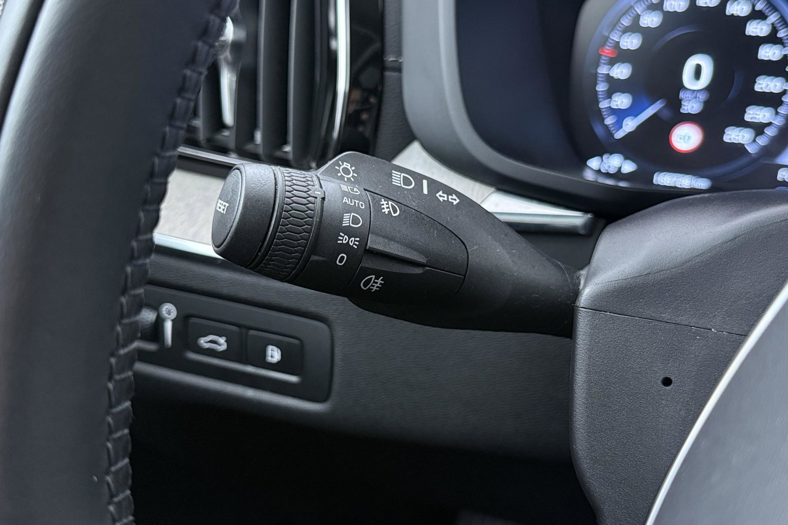 Volvo XC60 T6 Recharge Inscription | ACC | Luchtvering | Panoramadak | Bowers&Wilkins | 360° Camera | Head-Up | Pilot Assist | 20 Inch