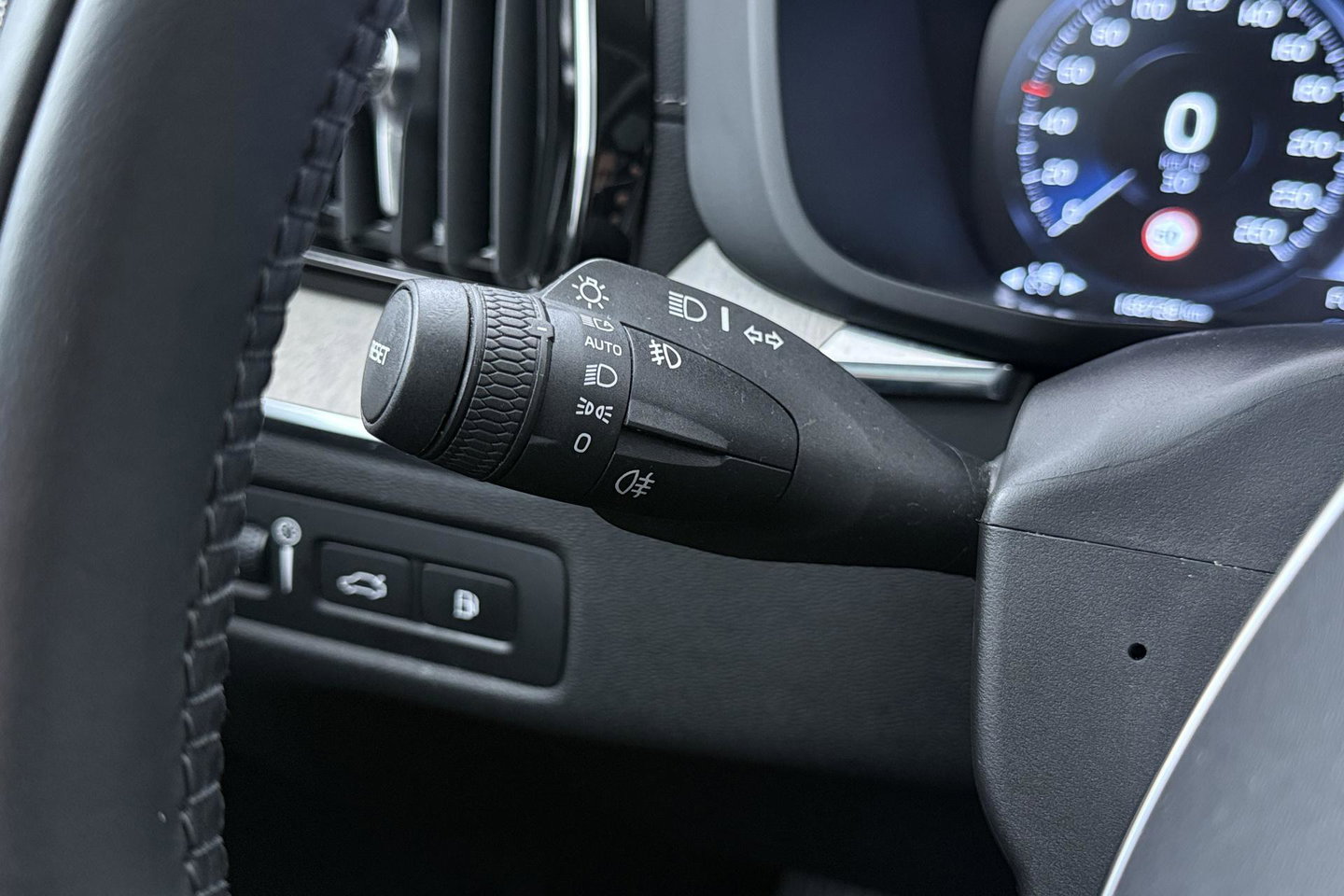 Volvo XC60 T6 Recharge Inscription | ACC | Luchtvering | Panoramadak | Bowers&Wilkins | 360° Camera | Head-Up | Pilot Assist | 20 Inch