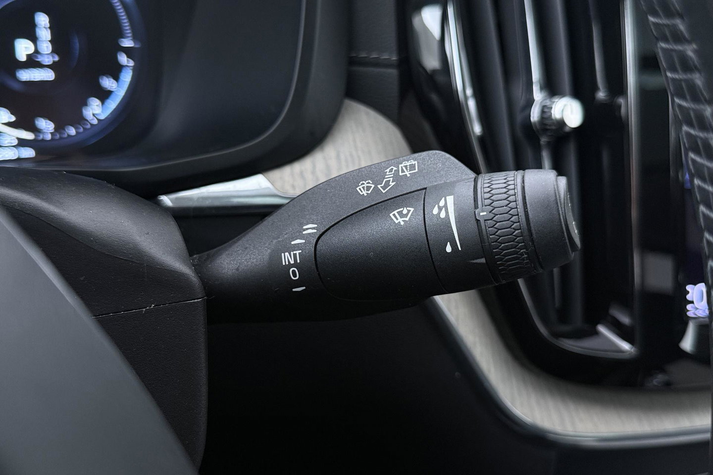 Volvo XC60 T6 Recharge Inscription | ACC | Luchtvering | Panoramadak | Bowers&Wilkins | 360° Camera | Head-Up | Pilot Assist | 20 Inch