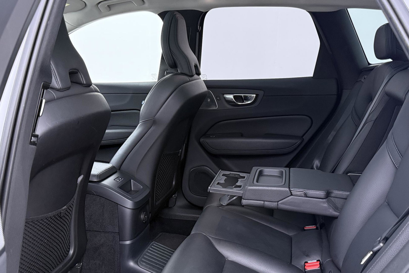 Volvo XC60 T6 Recharge Inscription | ACC | Luchtvering | Panoramadak | Bowers&Wilkins | 360° Camera | Head-Up | Pilot Assist | 20 Inch