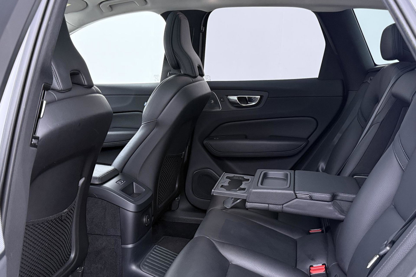 Volvo XC60 T6 Recharge Inscription | ACC | Luchtvering | Panoramadak | Bowers&Wilkins | 360° Camera | Head-Up | Pilot Assist | 20 Inch