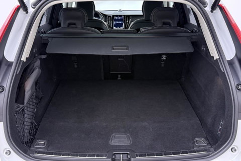 Volvo XC60 T6 Recharge Inscription | ACC | Luchtvering | Panoramadak | Bowers&Wilkins | 360° Camera | Head-Up | Pilot Assist | 20 Inch