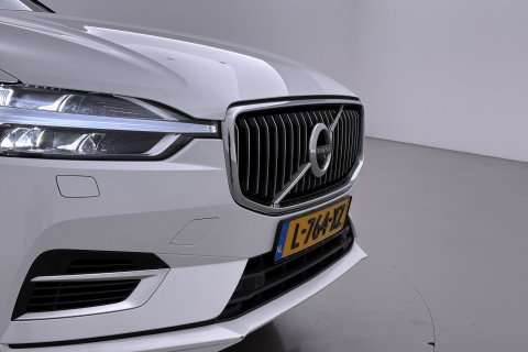 Volvo XC60 T6 Recharge Inscription | ACC | Luchtvering | Panoramadak | Bowers&Wilkins | 360° Camera | Head-Up | Pilot Assist | 20 Inch