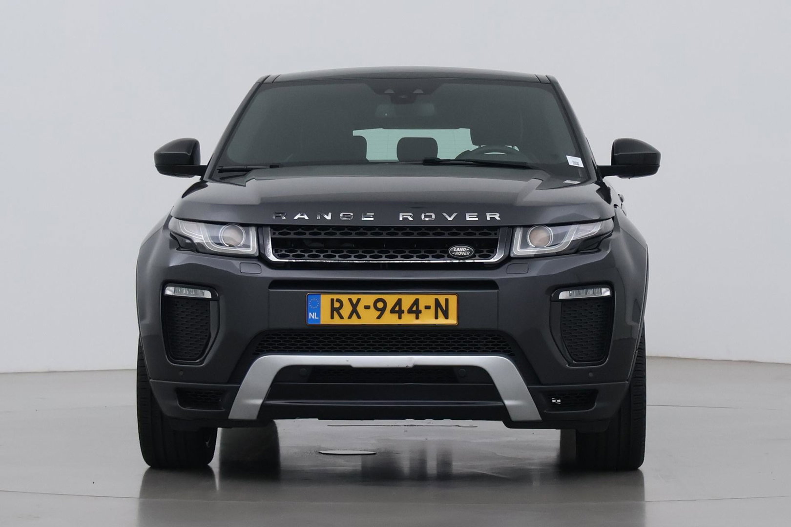 Land Rover Range Rover Evoque 2.0 eD4 HSE | Panoramadak | Stoel+Stuurverwarming | Trekhaak | Memory | Camera | 20 Inch