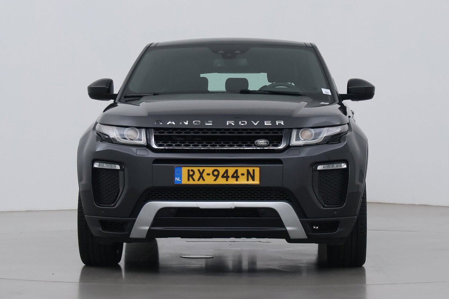 Land Rover Range Rover Evoque 2.0 eD4 HSE | Panoramadak | Stoel+Stuurverwarming | Trekhaak | Memory | Camera | 20 Inch