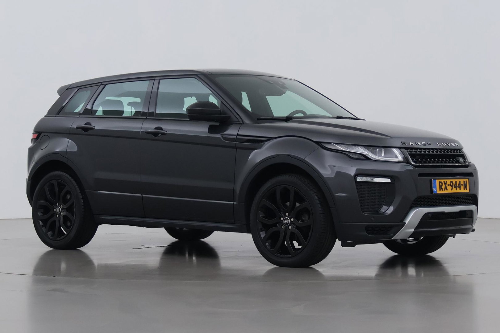 Land Rover Range Rover Evoque 2.0 eD4 HSE | Panoramadak | Stoel+Stuurverwarming | Trekhaak | Memory | Camera | 20 Inch