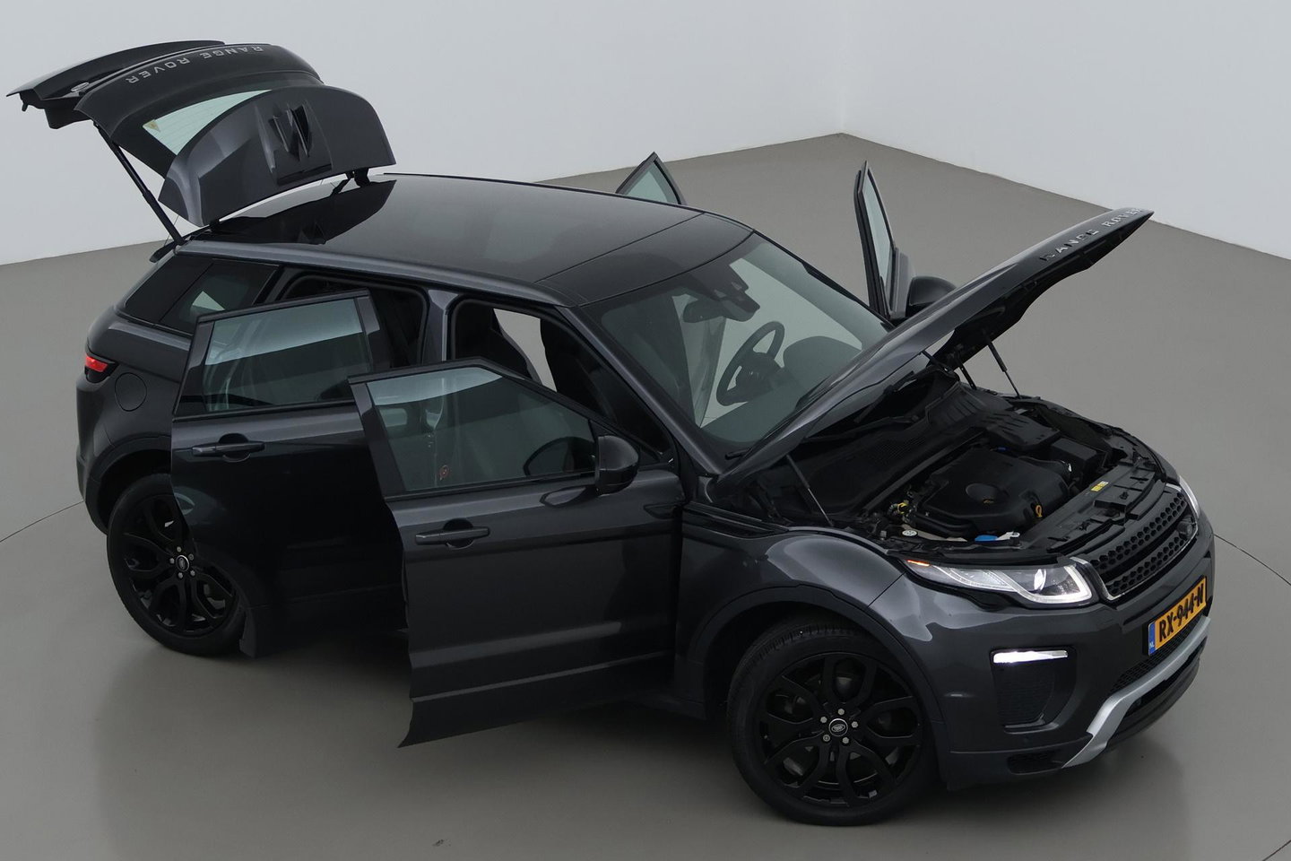 Land Rover Range Rover Evoque 2.0 eD4 HSE | Panoramadak | Stoel+Stuurverwarming | Trekhaak | Memory | Camera | 20 Inch