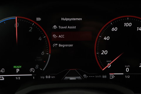 Volkswagen Touareg 3.0 TSi eHybrid 4MOTION R | FINAL EDITION | Luchtvering | Trekhaak | Panoramdak | Dynaudio | 360° Camera