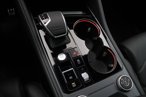 Volkswagen Touareg 3.0 TSi eHybrid 4MOTION R | FINAL EDITION | Luchtvering | Trekhaak | Panoramdak | Dynaudio | 360° Camera