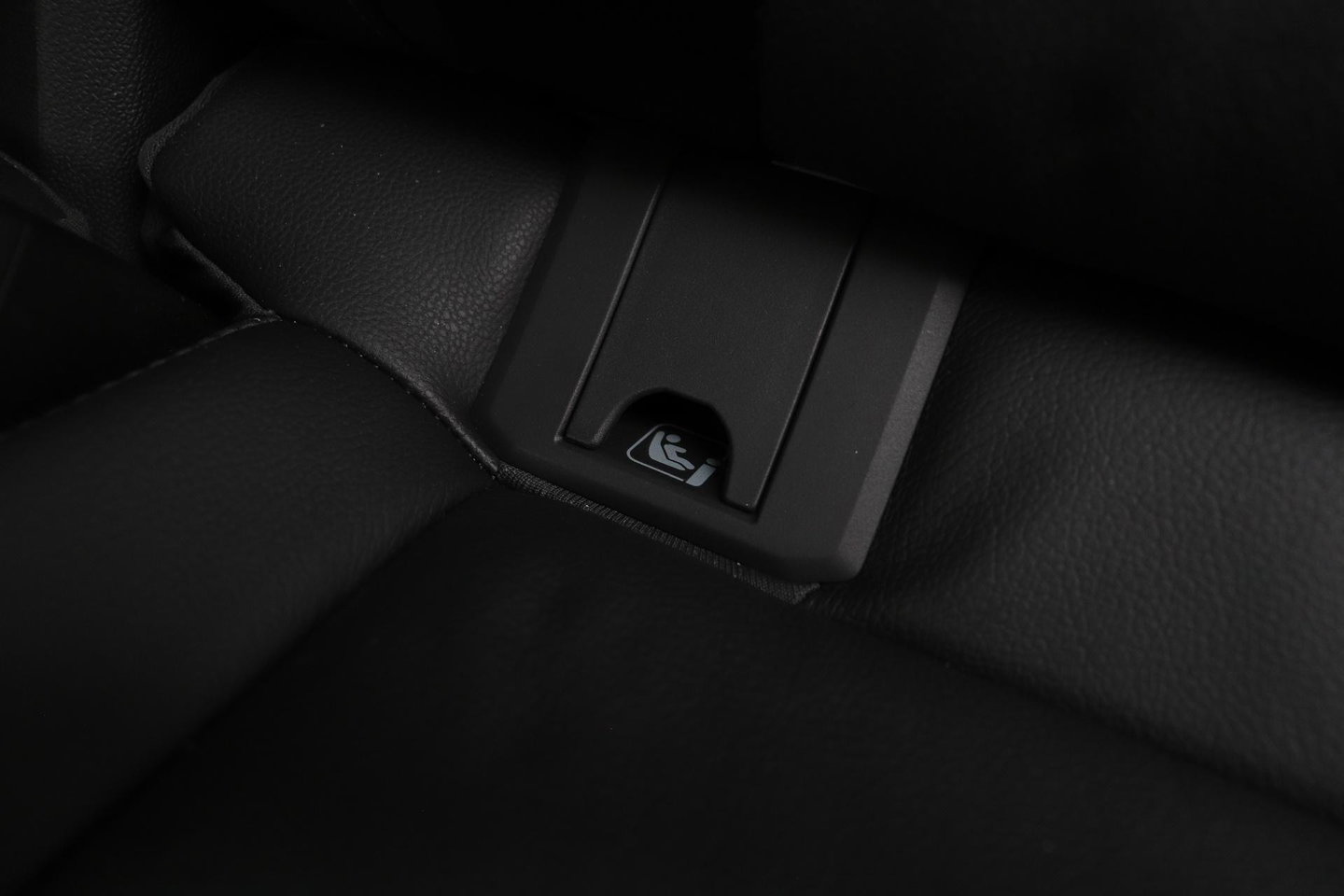 Volkswagen Touareg 3.0 TSi eHybrid 4MOTION R | FINAL EDITION | Luchtvering | Trekhaak | Panoramdak | Dynaudio | 360° Camera