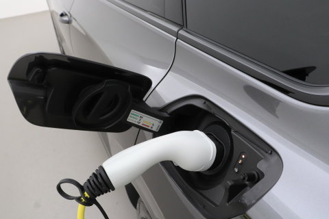 Volkswagen Touareg 3.0 TSi eHybrid 4MOTION R | FINAL EDITION | Luchtvering | Trekhaak | Panoramdak | Dynaudio | 360° Camera