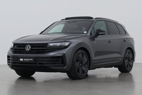 Volkswagen Touareg 3.0 TSi eHybrid 4MOTION R | FINAL EDITION | Luchtvering | Trekhaak | Panoramdak | Dynaudio | 360° Camera