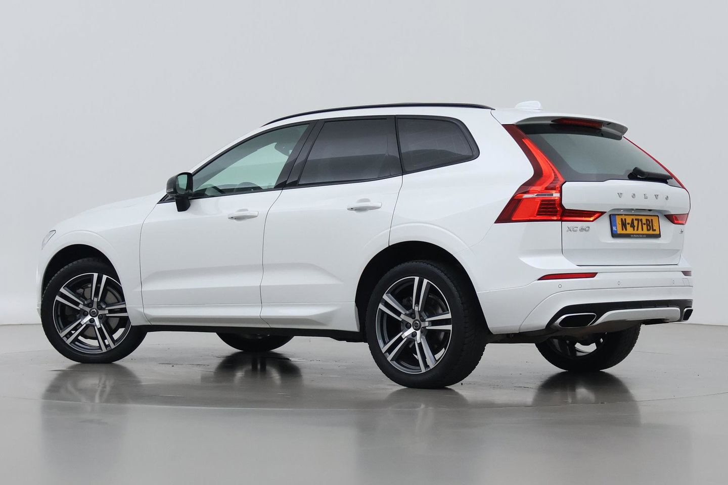 Volvo XC60 B5 R-Design | Panoramadak | ACC | 360° Camera | Head-Up | Harman/Kardon | 20 Inch