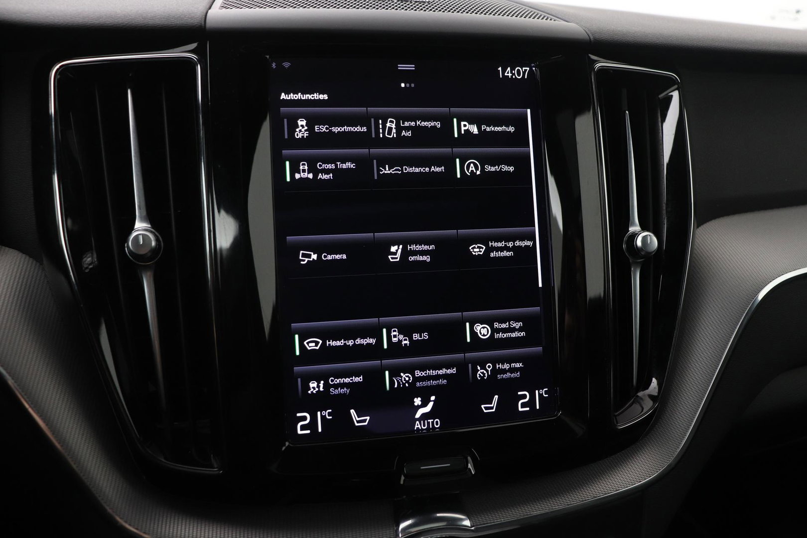 Volvo XC60 B5 R-Design | Panoramadak | ACC | 360° Camera | Head-Up | Harman/Kardon | 20 Inch