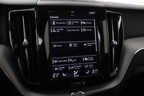 Volvo XC60 B5 R-Design | Panoramadak | ACC | 360° Camera | Head-Up | Harman/Kardon | 20 Inch