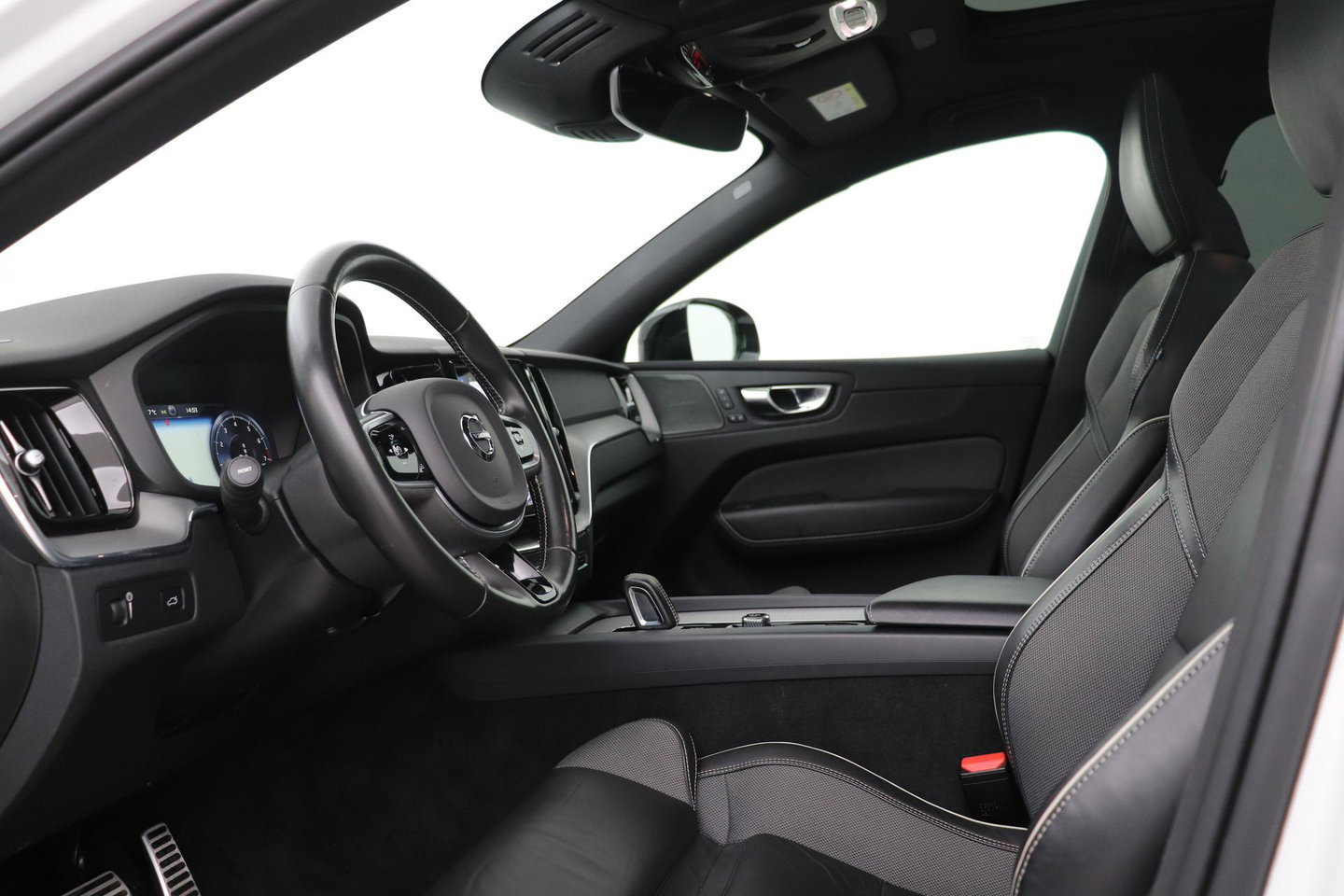Volvo XC60 B5 R-Design | Panoramadak | ACC | 360° Camera | Head-Up | Harman/Kardon | 20 Inch