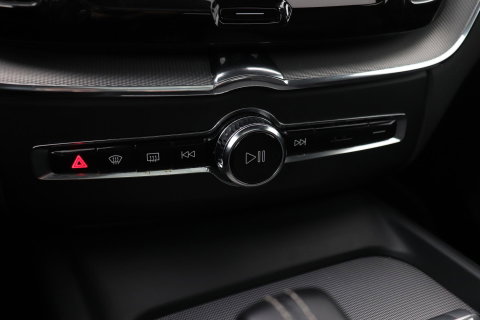 Volvo XC60 B5 R-Design | Panoramadak | ACC | 360° Camera | Head-Up | Harman/Kardon | 20 Inch