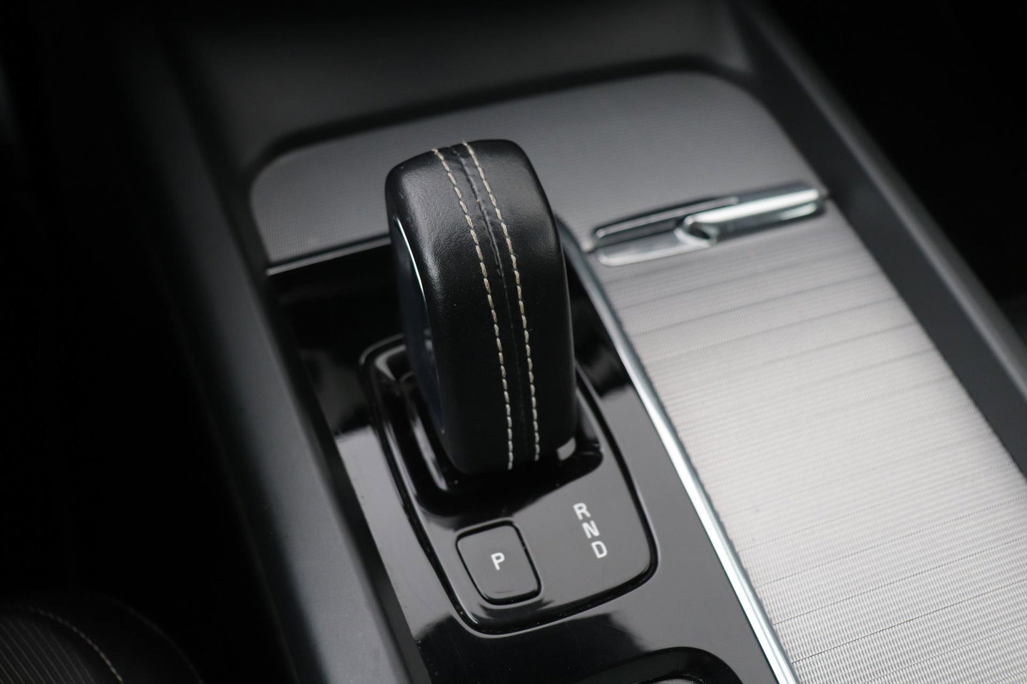Volvo XC60 B5 R-Design | Panoramadak | ACC | 360° Camera | Head-Up | Harman/Kardon | 20 Inch