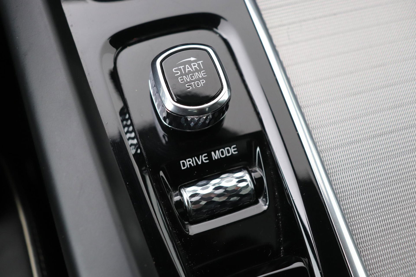 Volvo XC60 B5 R-Design | Panoramadak | ACC | 360° Camera | Head-Up | Harman/Kardon | 20 Inch