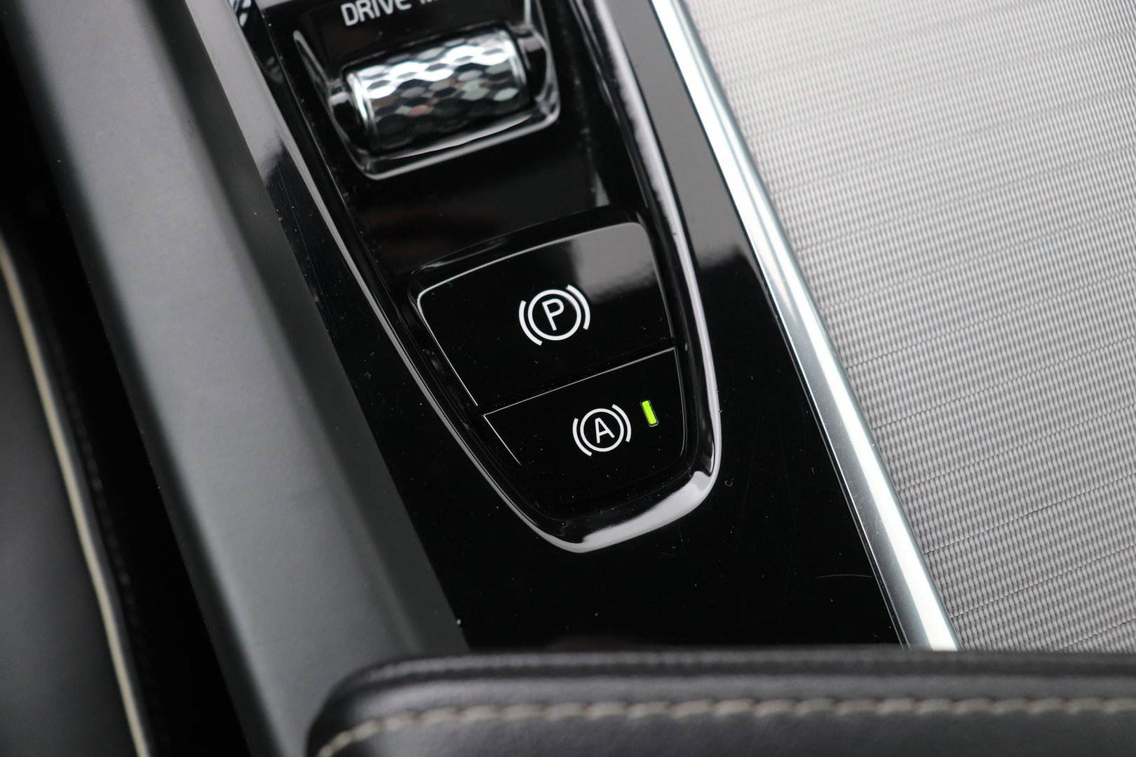 Volvo XC60 B5 R-Design | Panoramadak | ACC | 360° Camera | Head-Up | Harman/Kardon | 20 Inch