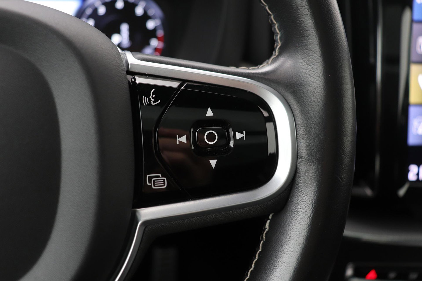 Volvo XC60 B5 R-Design | Panoramadak | ACC | 360° Camera | Head-Up | Harman/Kardon | 20 Inch