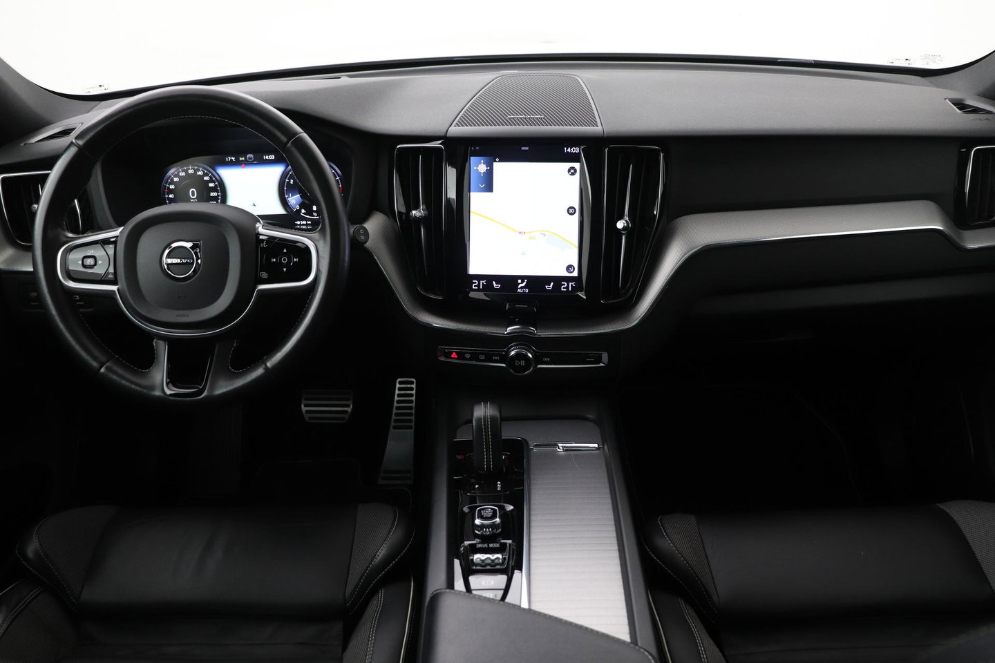 Volvo XC60 B5 R-Design | Panoramadak | ACC | 360° Camera | Head-Up | Harman/Kardon | 20 Inch