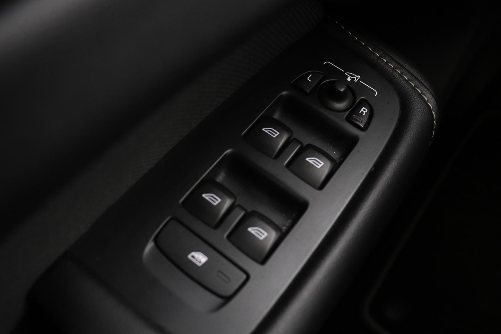 Volvo XC60 B5 R-Design | Panoramadak | ACC | 360° Camera | Head-Up | Harman/Kardon | 20 Inch