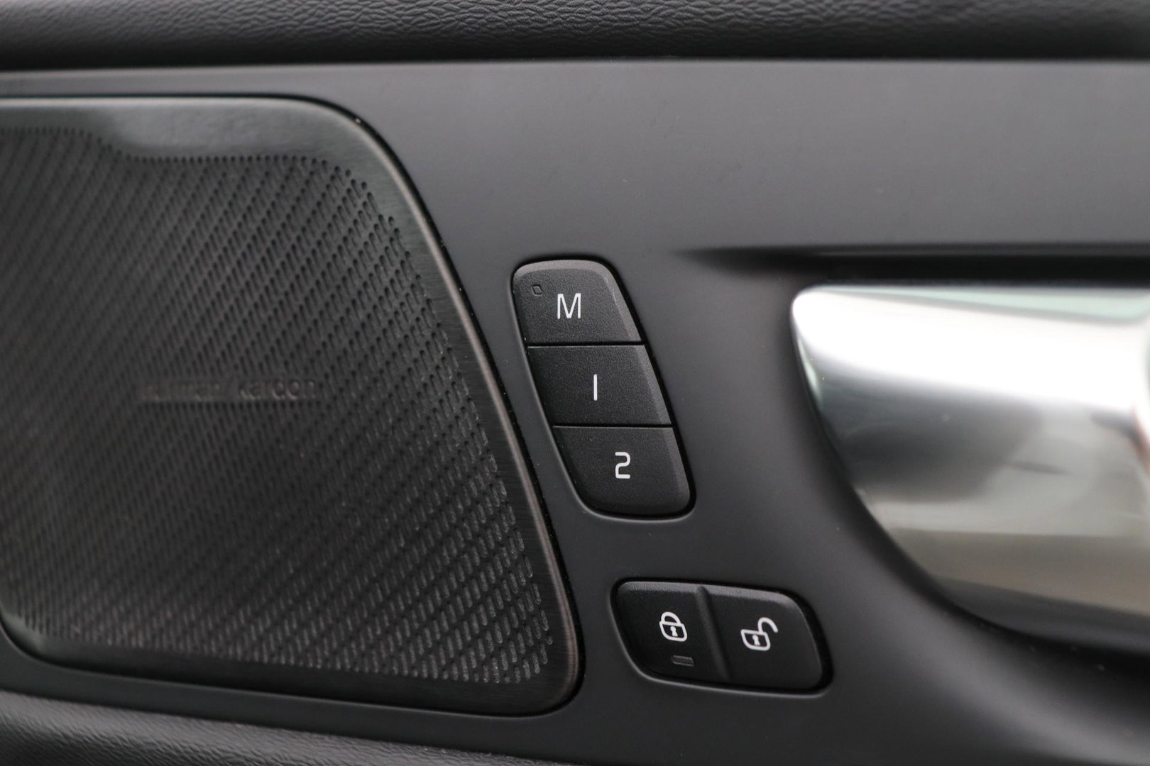 Volvo XC60 B5 R-Design | Panoramadak | ACC | 360° Camera | Head-Up | Harman/Kardon | 20 Inch
