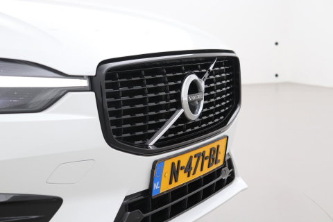 Volvo XC60 B5 R-Design | Panoramadak | ACC | 360° Camera | Head-Up | Harman/Kardon | 20 Inch