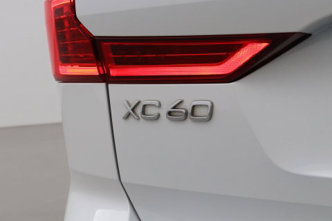 Volvo XC60 B5 R-Design | Panoramadak | ACC | 360° Camera | Head-Up | Harman/Kardon | 20 Inch