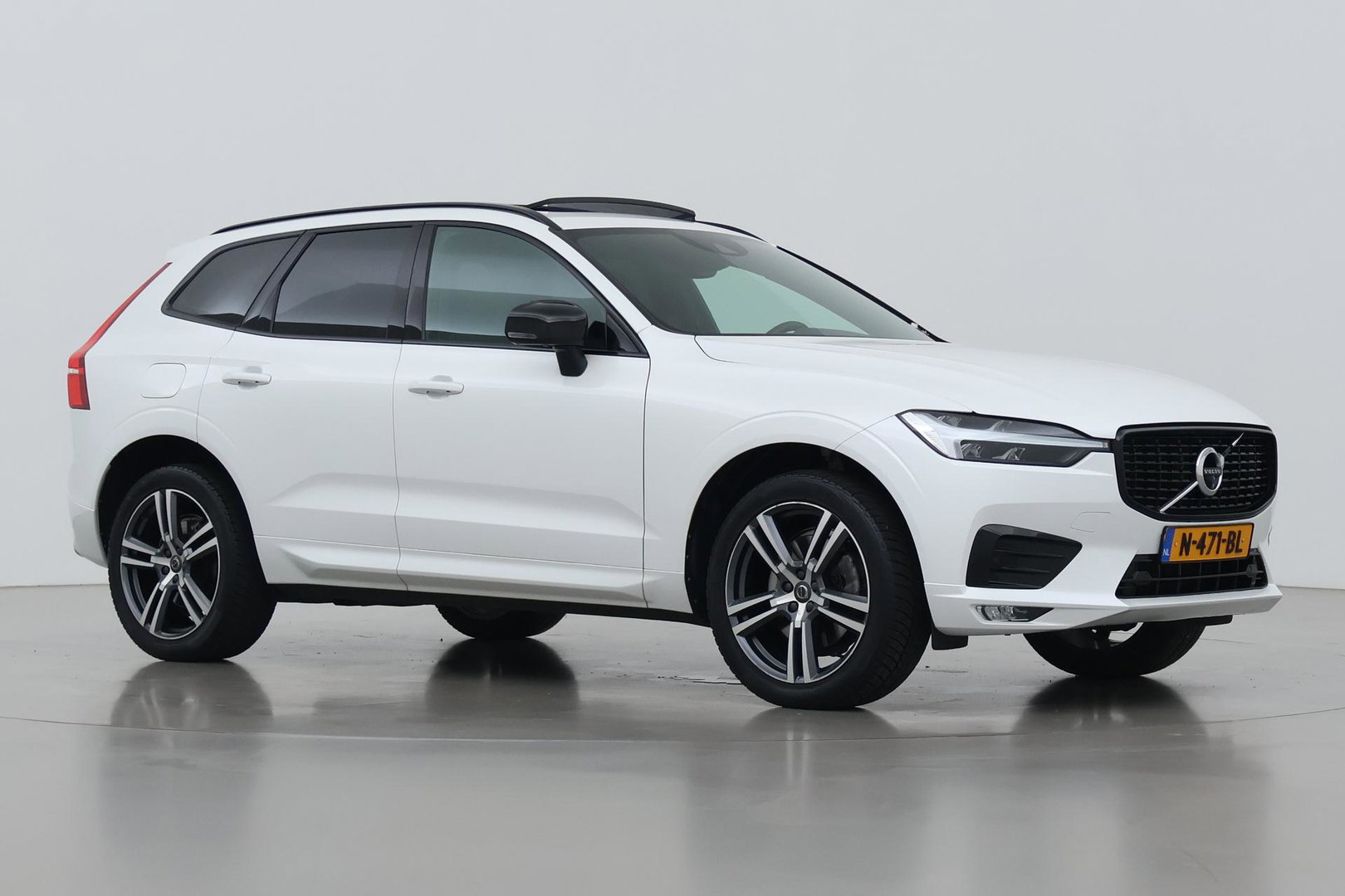 Volvo XC60 B5 R-Design | Panoramadak | ACC | 360° Camera | Head-Up | Harman/Kardon | 20 Inch