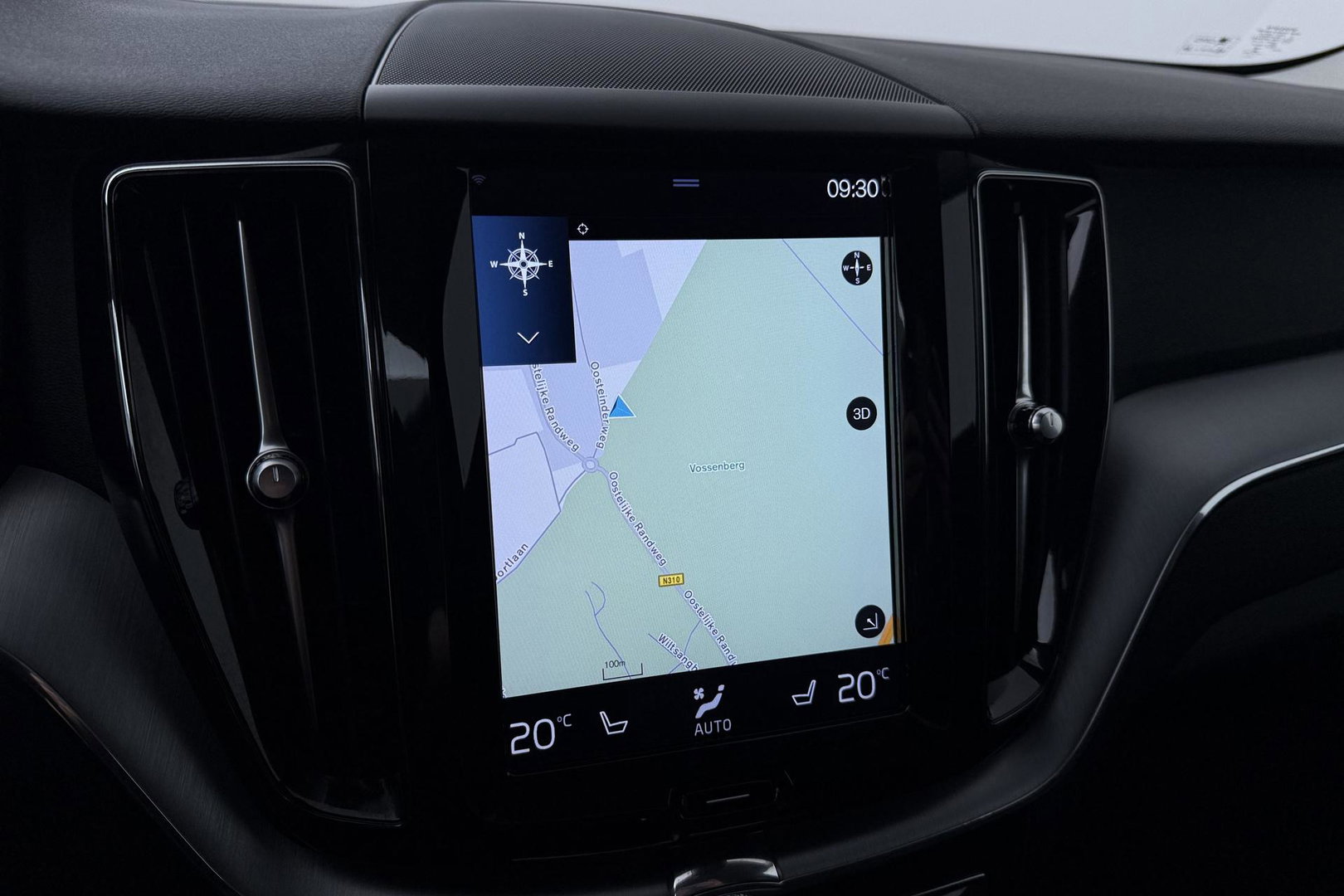 Volvo XC60 2.0 D4 Momentum | ACC | Trekhaak | Camera | Stoel+Stuurverwarming | Getint Glas | Apple Carplay