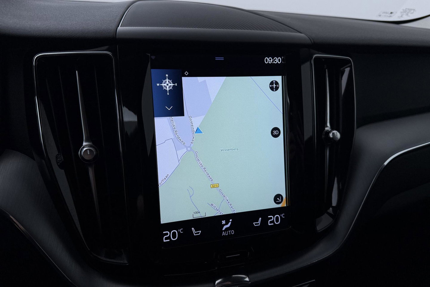 Volvo XC60 2.0 D4 Momentum | ACC | Trekhaak | Camera | Stoel+Stuurverwarming | Getint Glas | Apple Carplay