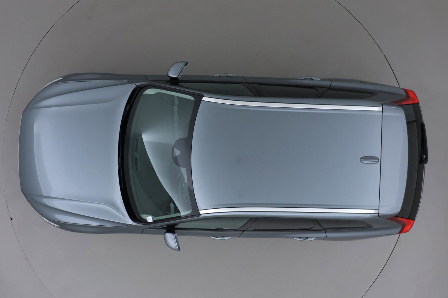 Volvo XC60 2.0 D4 Momentum | ACC | Trekhaak | Camera | Stoel+Stuurverwarming | Getint Glas | Apple Carplay