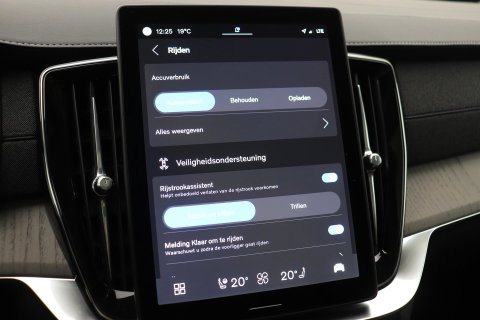 Volvo XC90 2.0 T8 Plug-in hybrid AWD Ultra Dark | FACELIFT | ACC | Stoelventilatie | Luchtvering | Trekhaak | 360° Camera