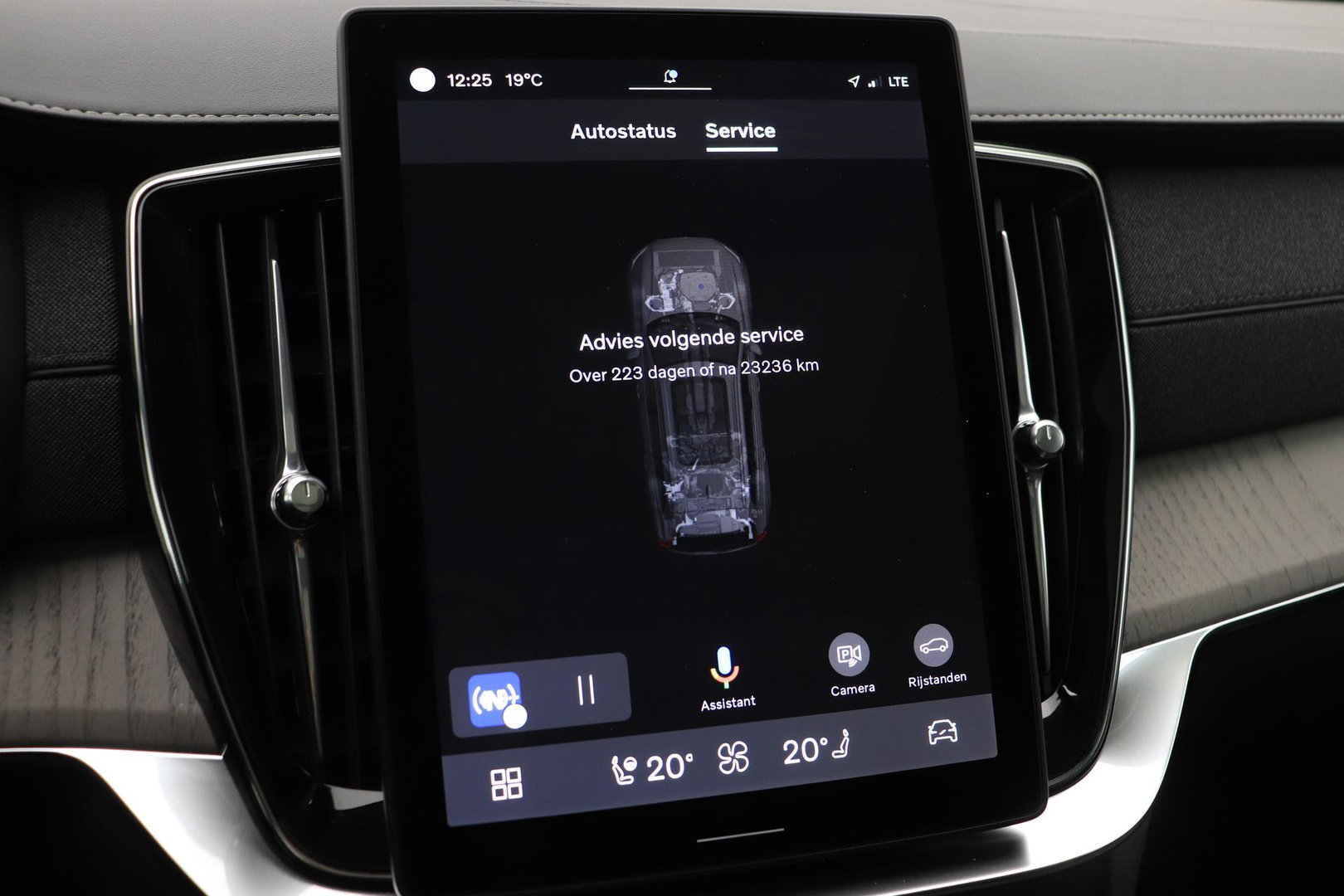 Volvo XC90 2.0 T8 Plug-in hybrid AWD Ultra Dark | FACELIFT | ACC | Stoelventilatie | Luchtvering | Trekhaak | 360° Camera