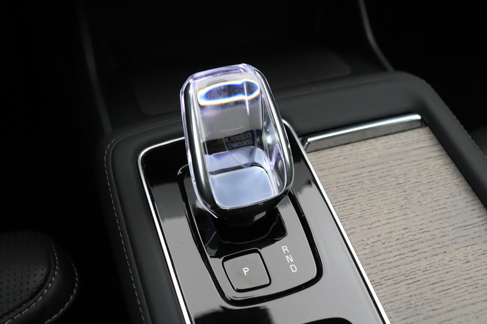 Volvo XC90 2.0 T8 Plug-in hybrid AWD Ultra Dark | FACELIFT | ACC | Stoelventilatie | Luchtvering | Trekhaak | 360° Camera