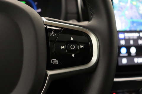 Volvo XC90 2.0 T8 Plug-in hybrid AWD Ultra Dark | FACELIFT | ACC | Stoelventilatie | Luchtvering | Trekhaak | 360° Camera