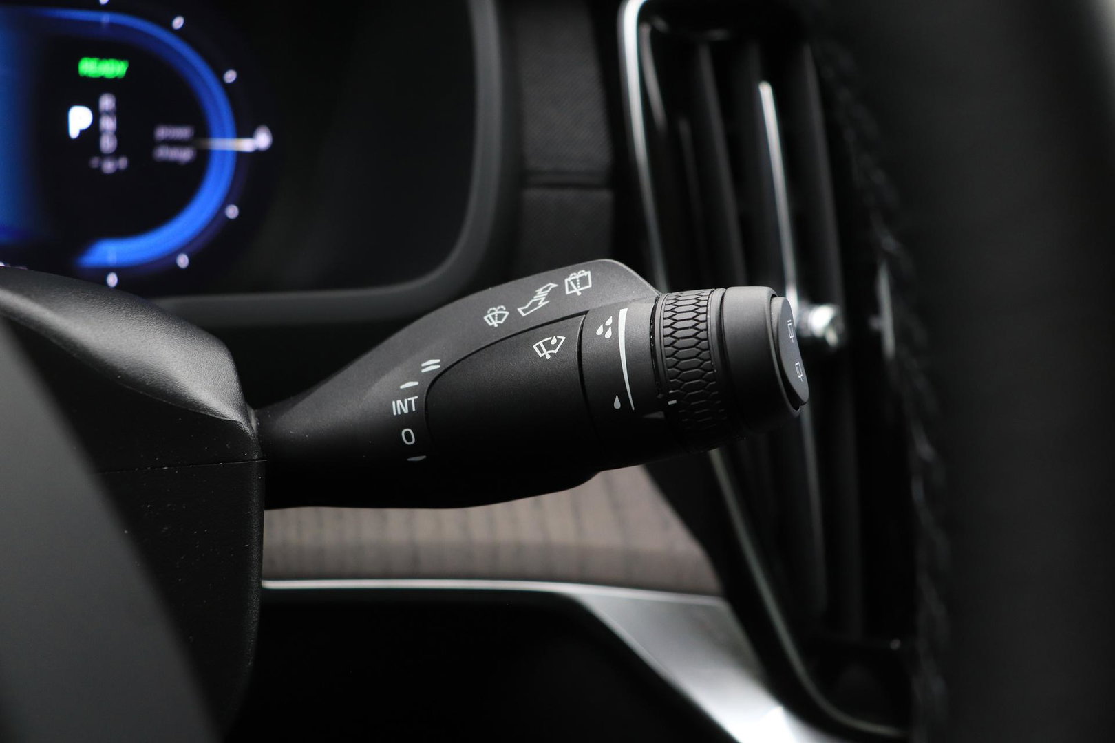 Volvo XC90 2.0 T8 Plug-in hybrid AWD Ultra Dark | FACELIFT | ACC | Stoelventilatie | Luchtvering | Trekhaak | 360° Camera