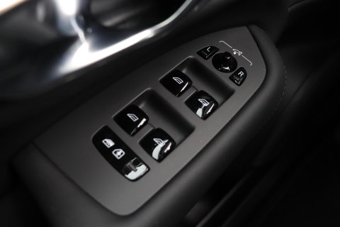 Volvo XC90 2.0 T8 Plug-in hybrid AWD Ultra Dark | FACELIFT | ACC | Stoelventilatie | Luchtvering | Trekhaak | 360° Camera