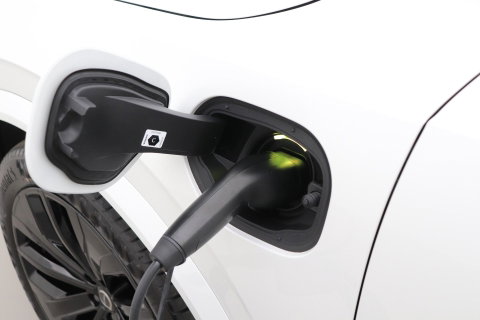 Volvo XC90 2.0 T8 Plug-in hybrid AWD Ultra Dark | FACELIFT | ACC | Stoelventilatie | Luchtvering | Trekhaak | 360° Camera