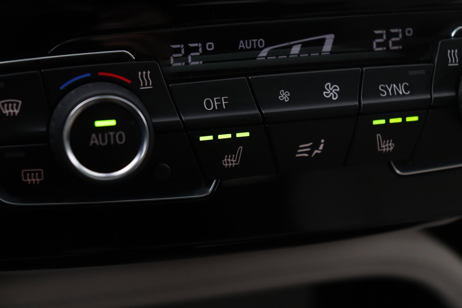 BMW X2 sDrive18i High Executive | Automaat | Panoramadak | Leder | harman/kardon | Stoelverwarming