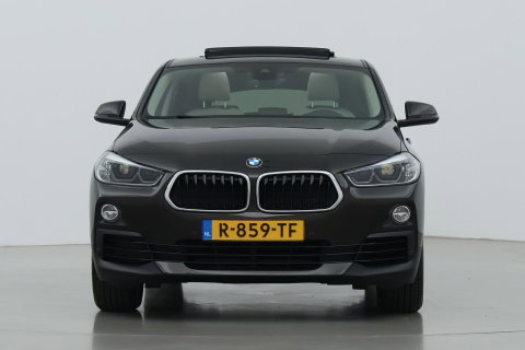 BMW X2 sDrive18i High Executive | Automaat | Panoramadak | Leder | harman/kardon | Stoelverwarming