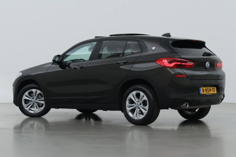BMW X2 sDrive18i High Executive | Automaat | Panoramadak | Leder | harman/kardon | Stoelverwarming