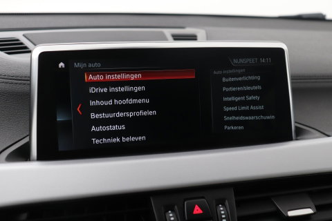 BMW X2 sDrive18i High Executive | Automaat | Panoramadak | Leder | harman/kardon | Stoelverwarming