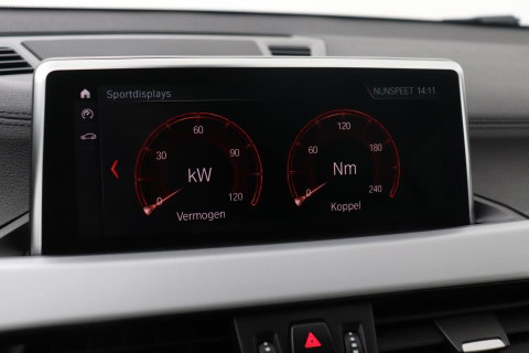 BMW X2 sDrive18i High Executive | Automaat | Panoramadak | Leder | harman/kardon | Stoelverwarming
