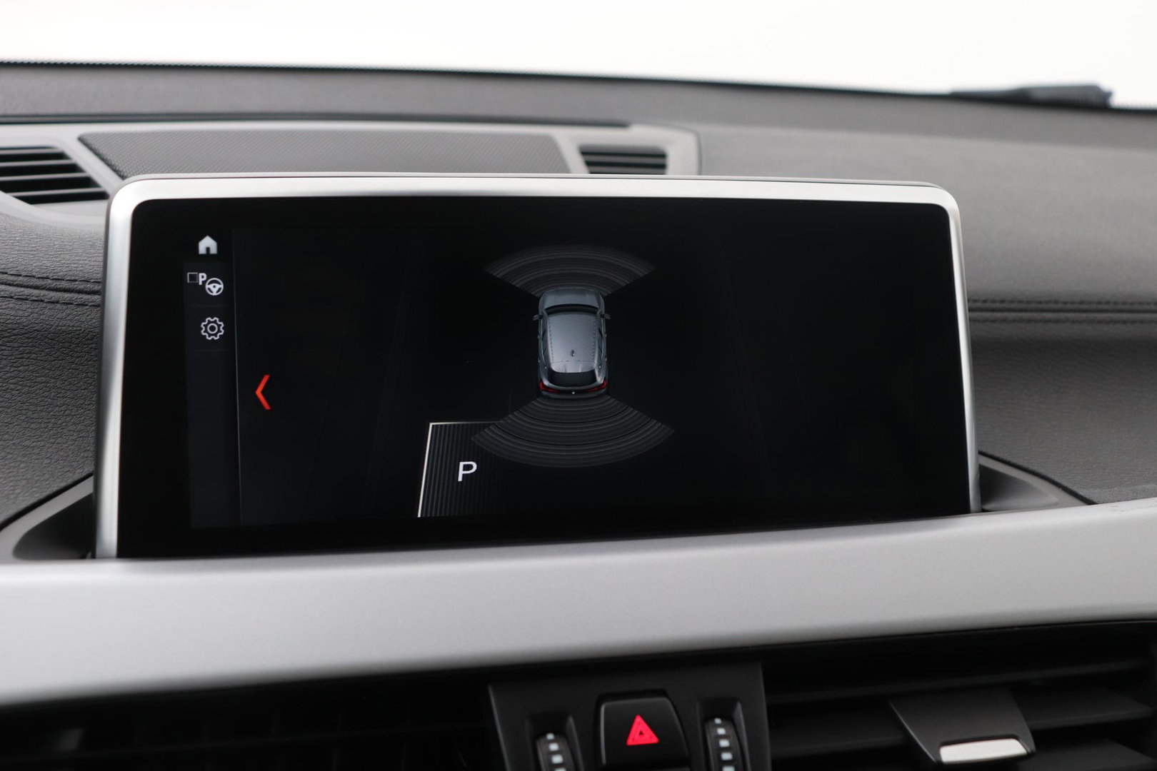 BMW X2 sDrive18i High Executive | Automaat | Panoramadak | Leder | harman/kardon | Stoelverwarming