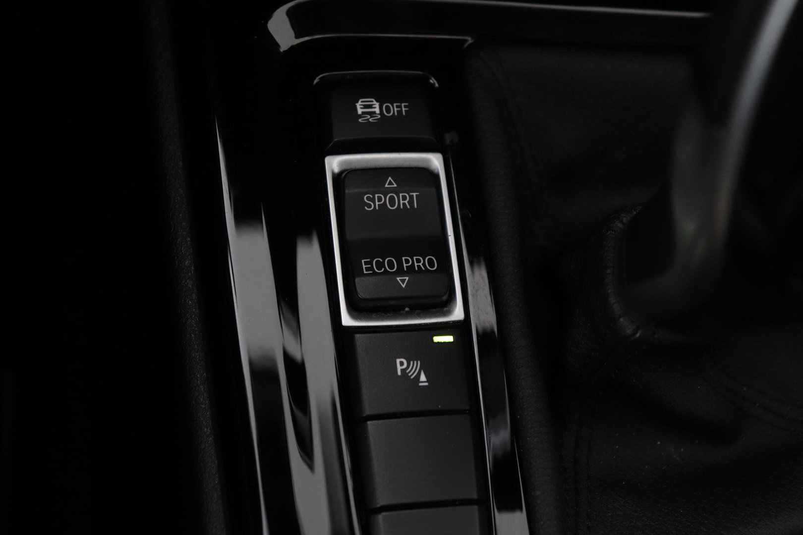 BMW X2 sDrive18i High Executive | Automaat | Panoramadak | Leder | harman/kardon | Stoelverwarming
