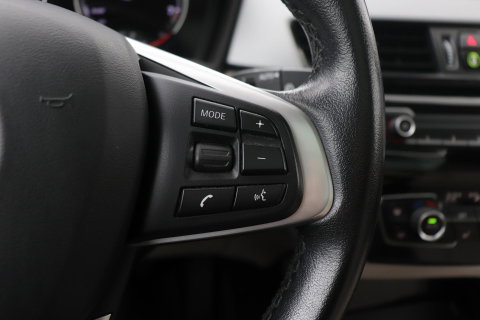BMW X2 sDrive18i High Executive | Automaat | Panoramadak | Leder | harman/kardon | Stoelverwarming