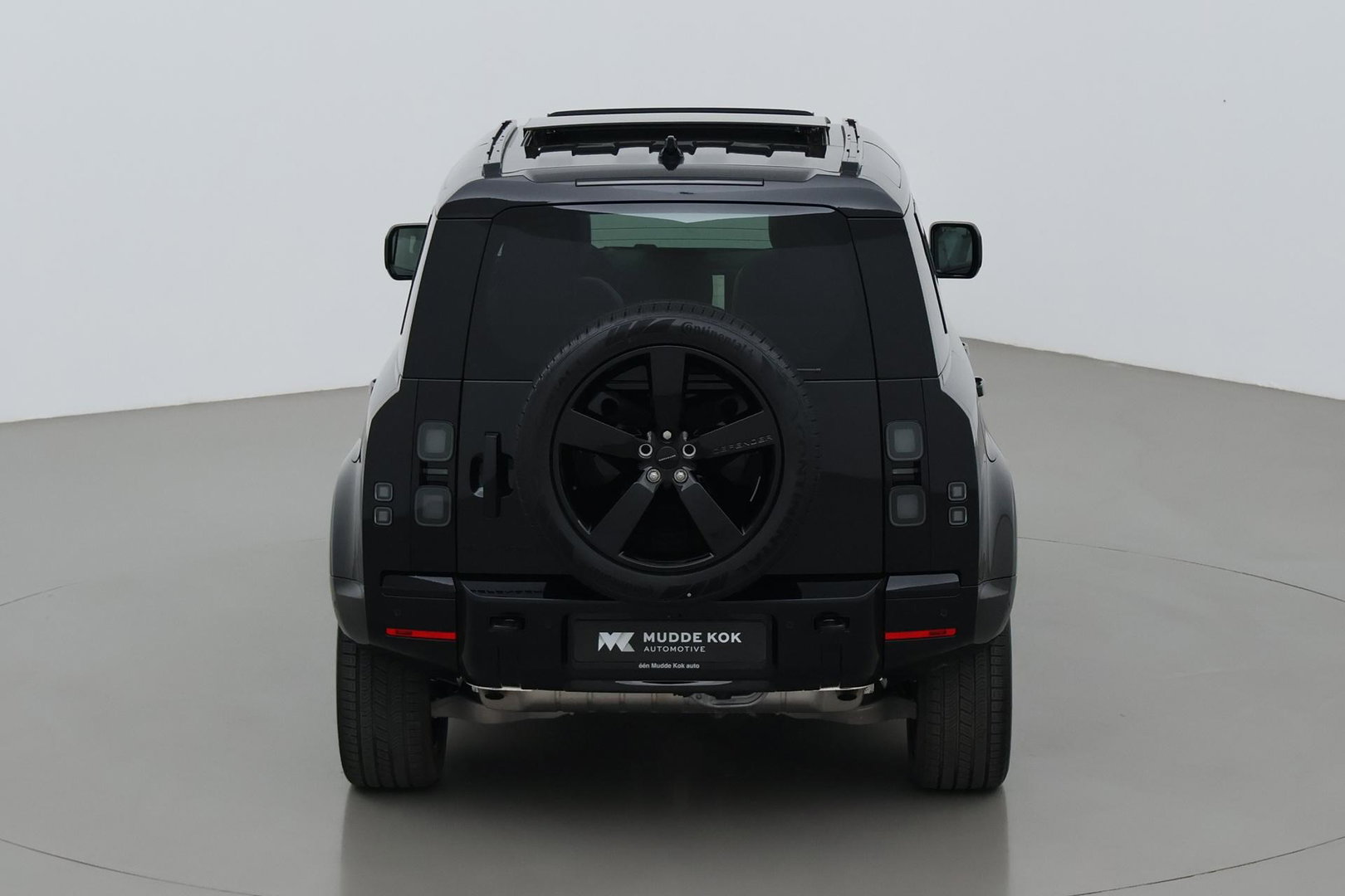Land Rover Defender P300e 110 X-Dynamic HSE | FACELIFT | ClearSight | Meridian Surround | Head-Up | ACC | Panoramadak | Trekhaak